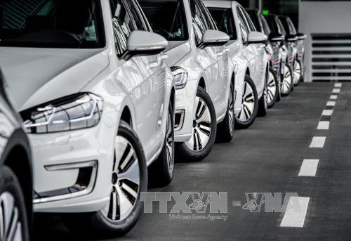 EC kêu gọi châu Âu tự sản xuất pin cho xe điện 